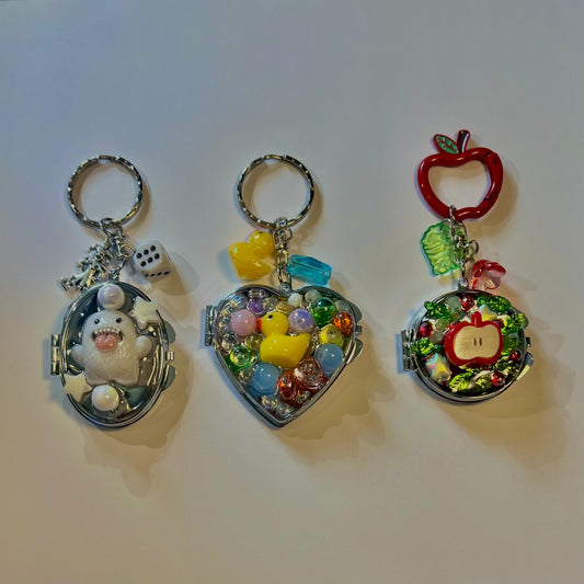 Mirror lockets keychains